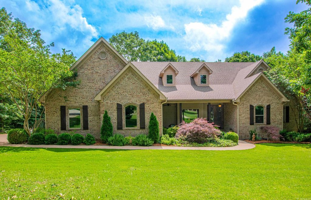 20612 Crested Butte Dr, Little Rock, AR 72210