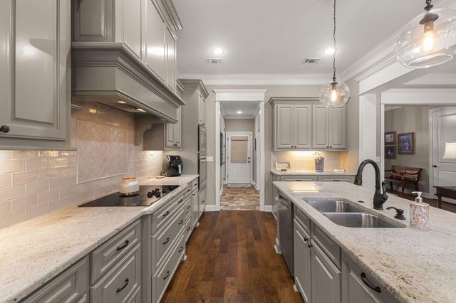 27 Bengal, Hattiesburg, MS 39402