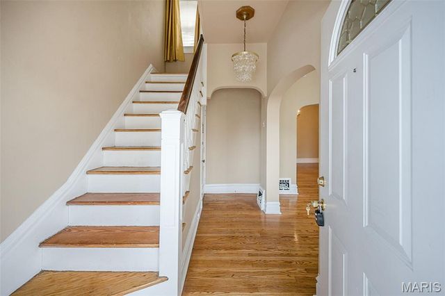 4441 Minnesota Avenue, St Louis, MO 63111