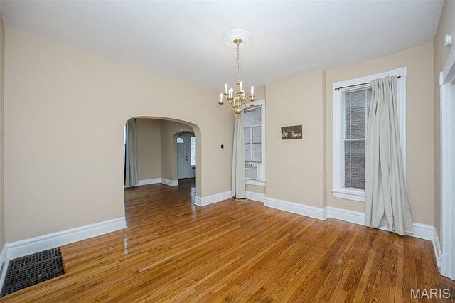 4441 Minnesota Avenue, St Louis, MO 63111