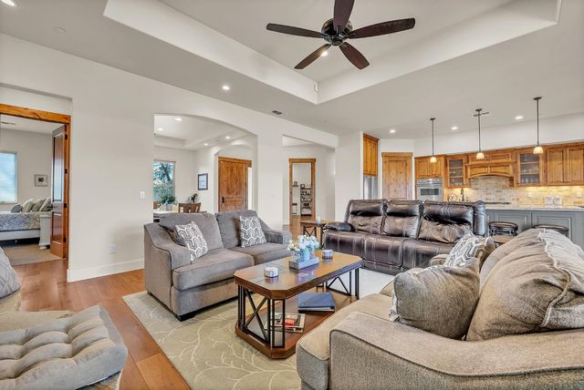 23461 Alexis Dr, Auburn, CA 95602