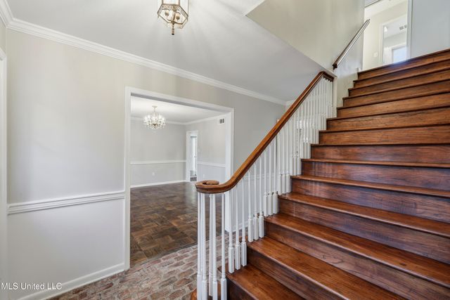 2040 Brecon Drive, Jackson, MS 39211