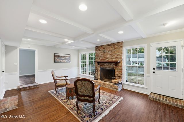 2040 Brecon Drive, Jackson, MS 39211