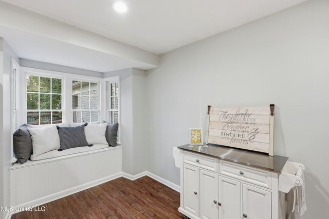 2040 Brecon Drive, Jackson, MS 39211