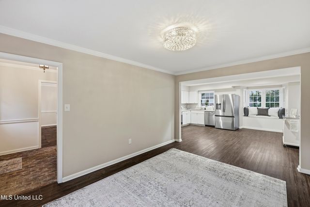 2040 Brecon Drive, Jackson, MS 39211