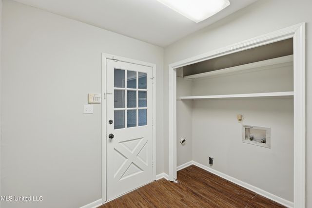 2040 Brecon Drive, Jackson, MS 39211