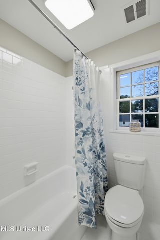 2040 Brecon Drive, Jackson, MS 39211