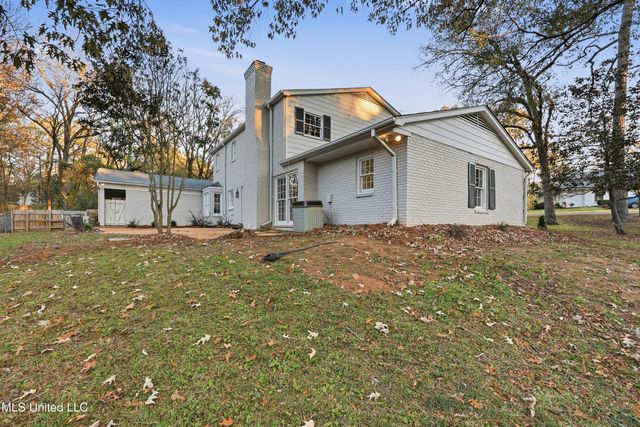 2040 Brecon Drive, Jackson, MS 39211