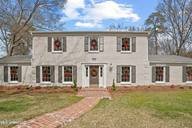 2040 Brecon Drive, Jackson, MS 39211