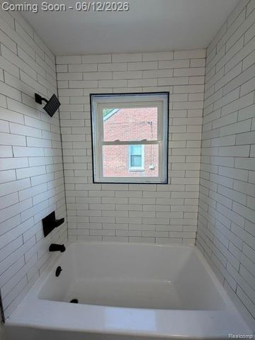 10945 Peerless Street, Detroit, MI 48224
