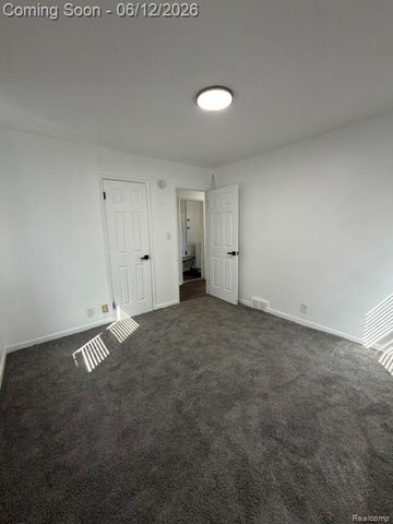 10945 Peerless Street, Detroit, MI 48224