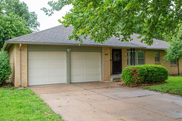 2046 N Payne Ave, Wichita, KS 67203