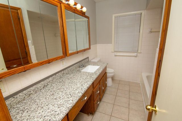 2046 N Payne Ave, Wichita, KS 67203