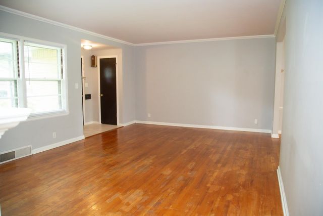 2046 N Payne Ave, Wichita, KS 67203