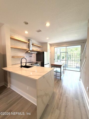 3586 PEBBLE PATH Lane, Jacksonville, FL 32224