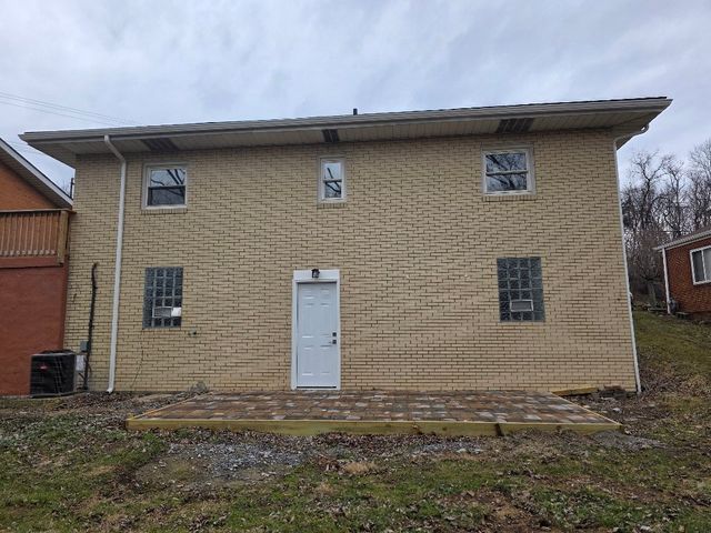 3216 Brodhead Road, Center Twp, PA 15001