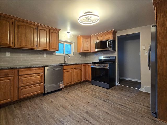 3216 Brodhead Road, Center Twp, PA 15001