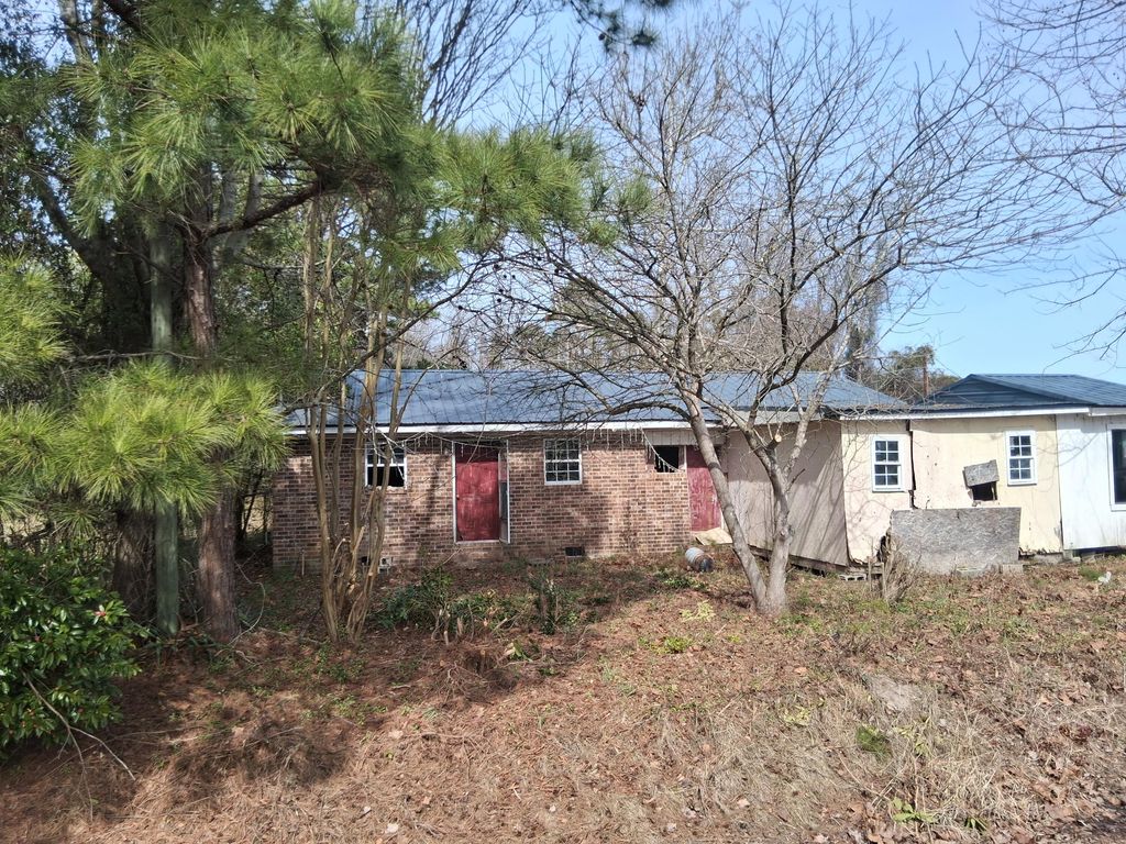 3749 Myrtle Beach Highway, Sumter, SC 29153