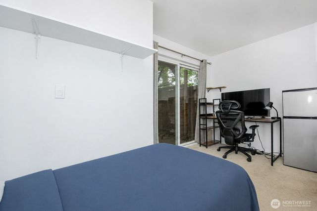 8063 165th Lane NE, Redmond, WA 98052