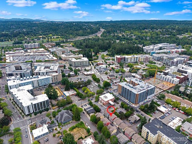 8063 165th Lane NE, Redmond, WA 98052