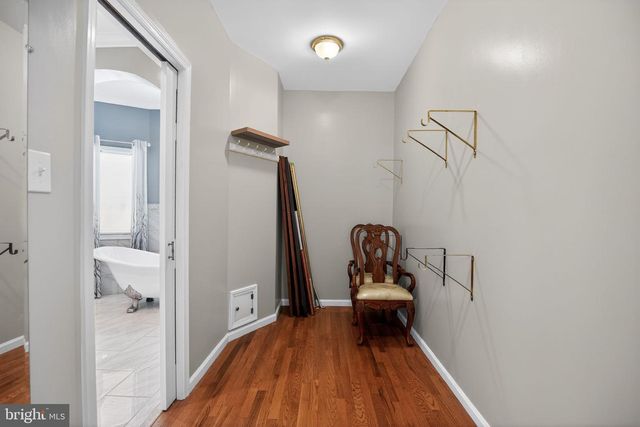 6422 HORSESHOE RD E, Clinton, MD 20735