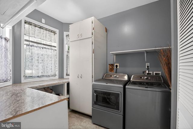 6422 HORSESHOE RD E, Clinton, MD 20735