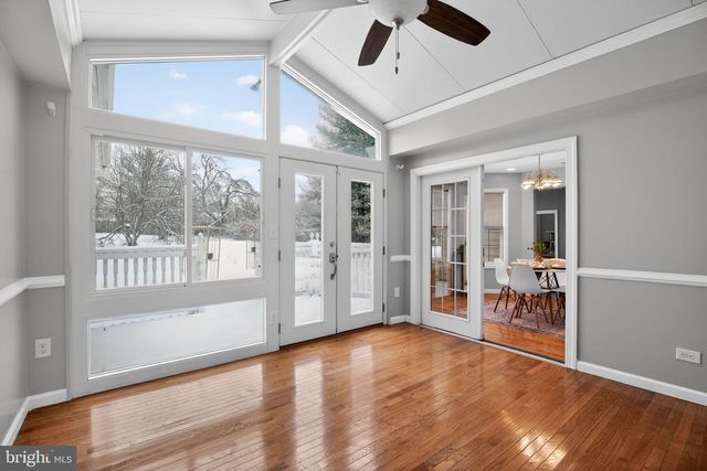 6422 HORSESHOE RD E, Clinton, MD 20735