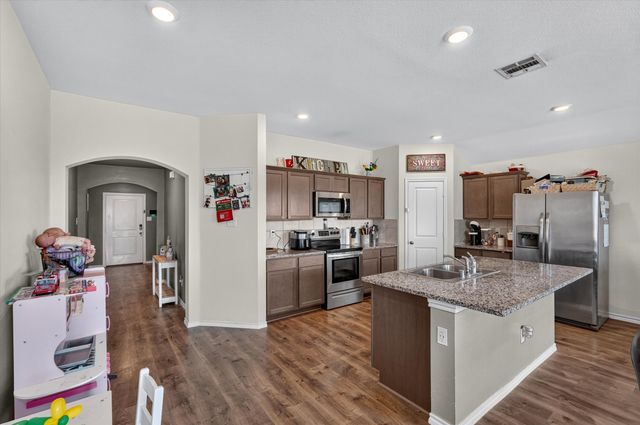 801 Turnbuckle Court, Royse City, TX 75189