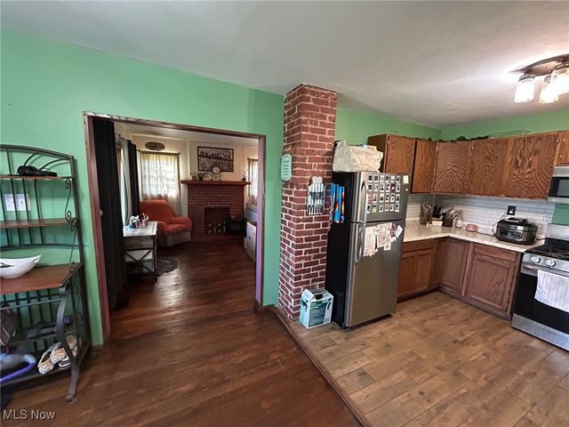 40 Masonic Park Lane, Marietta, OH 45750