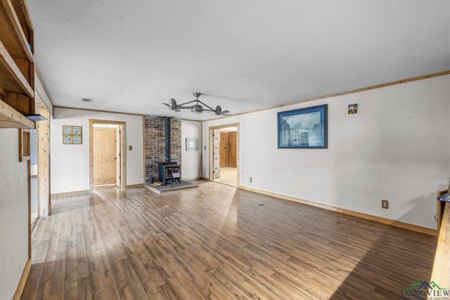 1767 Willow Oak Rd, Gladewater, TX 75647