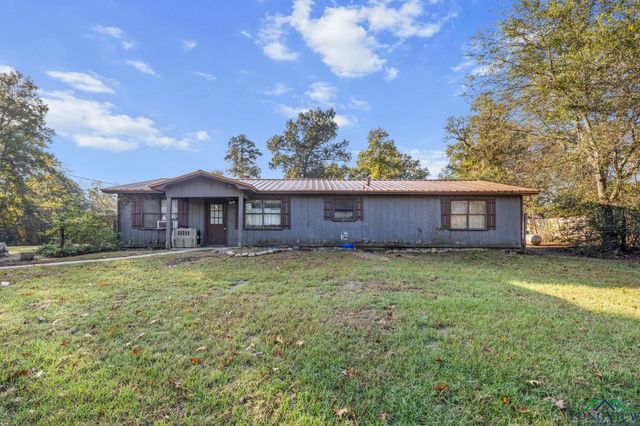 1767 Willow Oak Rd, Gladewater, TX 75647