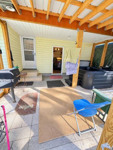 1765 Creston Street, Muskegon, MI 49445