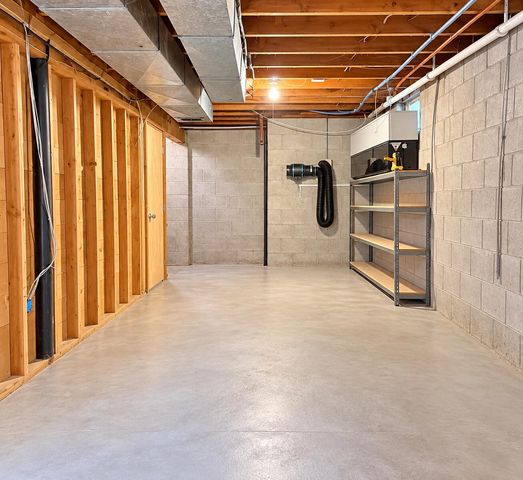 1765 Creston Street, Muskegon, MI 49445