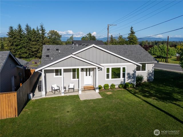 2086 Thornton St, Ferndale, WA 98248