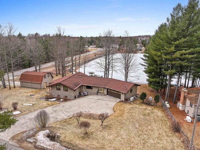 452 Gitchegumee Drive, Buckley, MI 49620