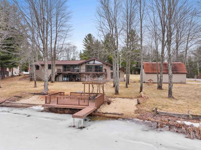 452 Gitchegumee Drive, Buckley, MI 49620