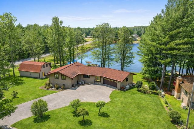 452 Gitchegumee Drive, Buckley, MI 49620