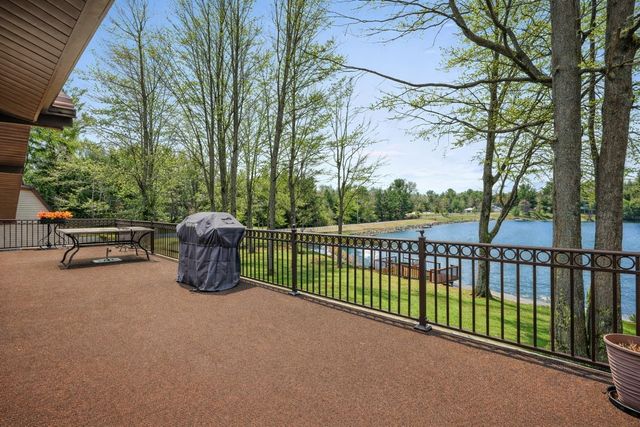 452 Gitchegumee Drive, Buckley, MI 49620