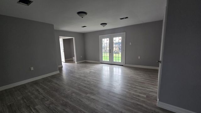8654 Tilgham Street, Houston, TX 77029