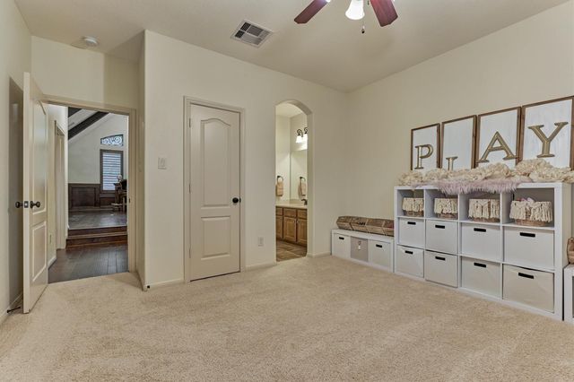 119 Grove Clover Lane, Montgomery, TX 77316