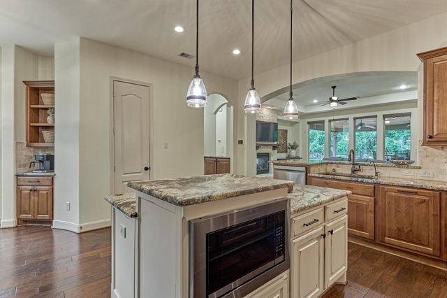 119 Grove Clover Lane, Montgomery, TX 77316
