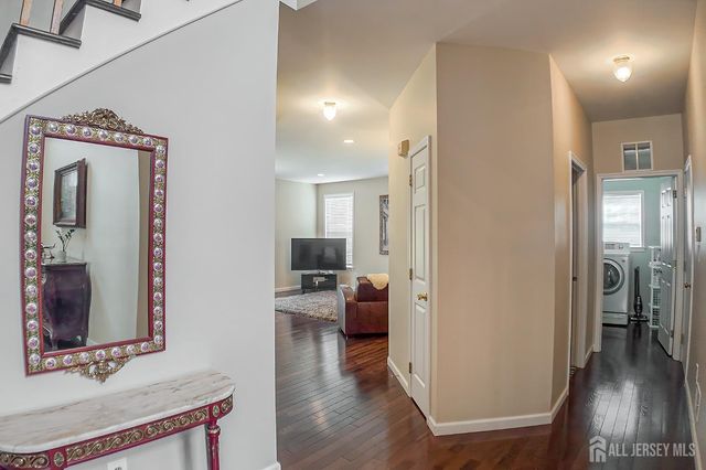 47 Bay Hill Boulevard, Monroe, NJ 08831