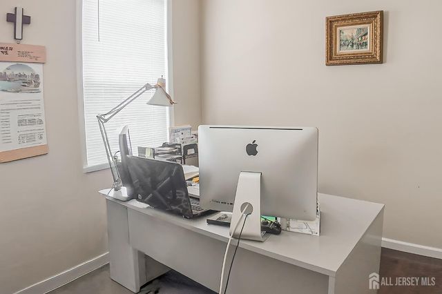 47 Bay Hill Boulevard, Monroe, NJ 08831