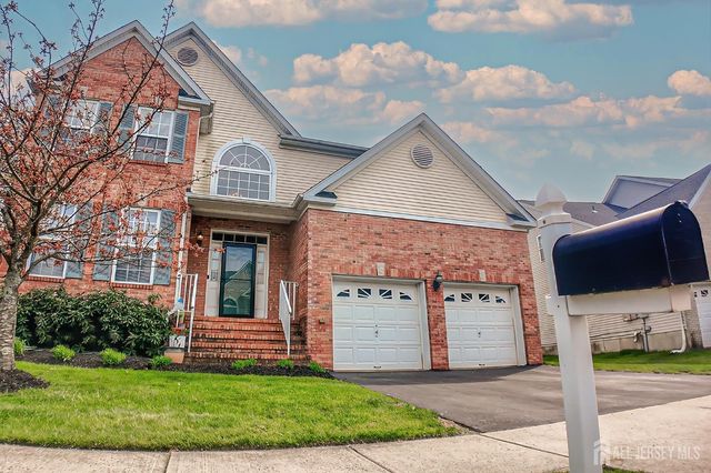 47 Bay Hill Boulevard, Monroe, NJ 08831