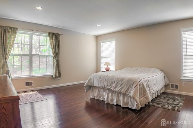 47 Bay Hill Boulevard, Monroe, NJ 08831