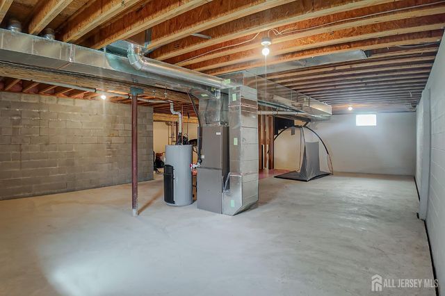 47 Bay Hill Boulevard, Monroe, NJ 08831