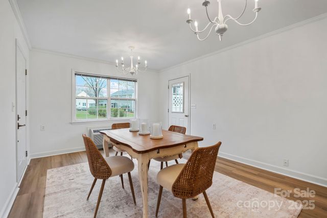 4714 Dawnridge Drive, Charlotte, NC 28226