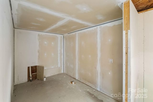 4714 Dawnridge Drive, Charlotte, NC 28226