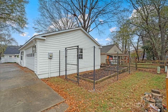 4714 Dawnridge Drive, Charlotte, NC 28226