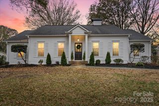 4714 Dawnridge Drive, Charlotte, NC 28226